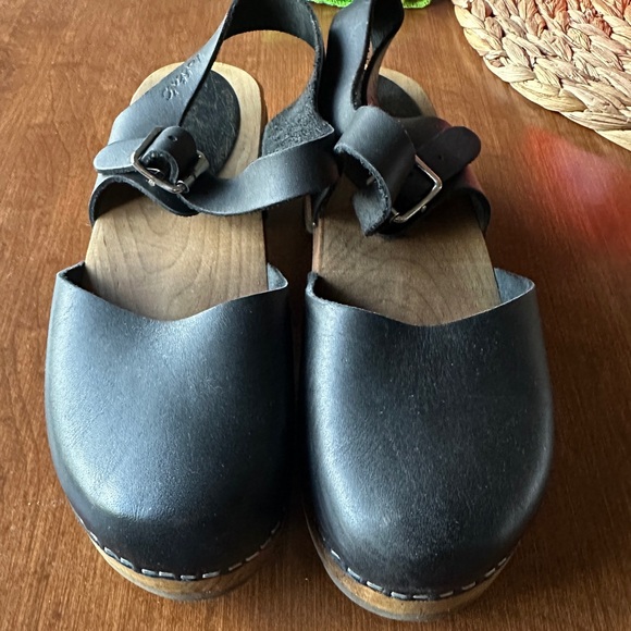 Lotta wooden Swedish Clogs - Picture 3 of 4